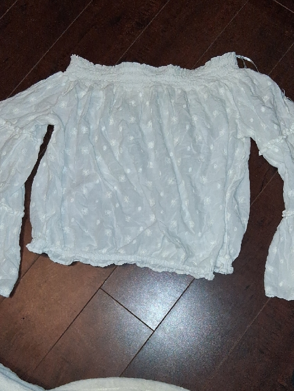 Zara Cream Off-the-Shoulder Textured Floral Blouse - Picture 4 of 4